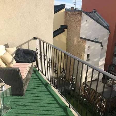 Leilighet Cozy Family With Balcony - In Hearth Of